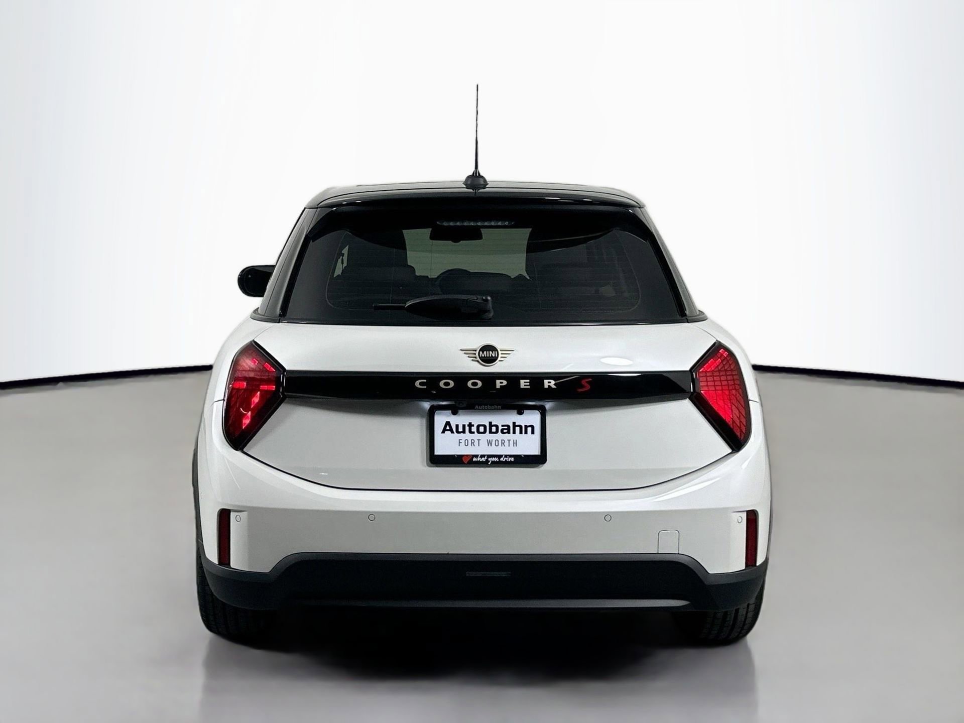 Used 2025 MINI Cooper S image 6