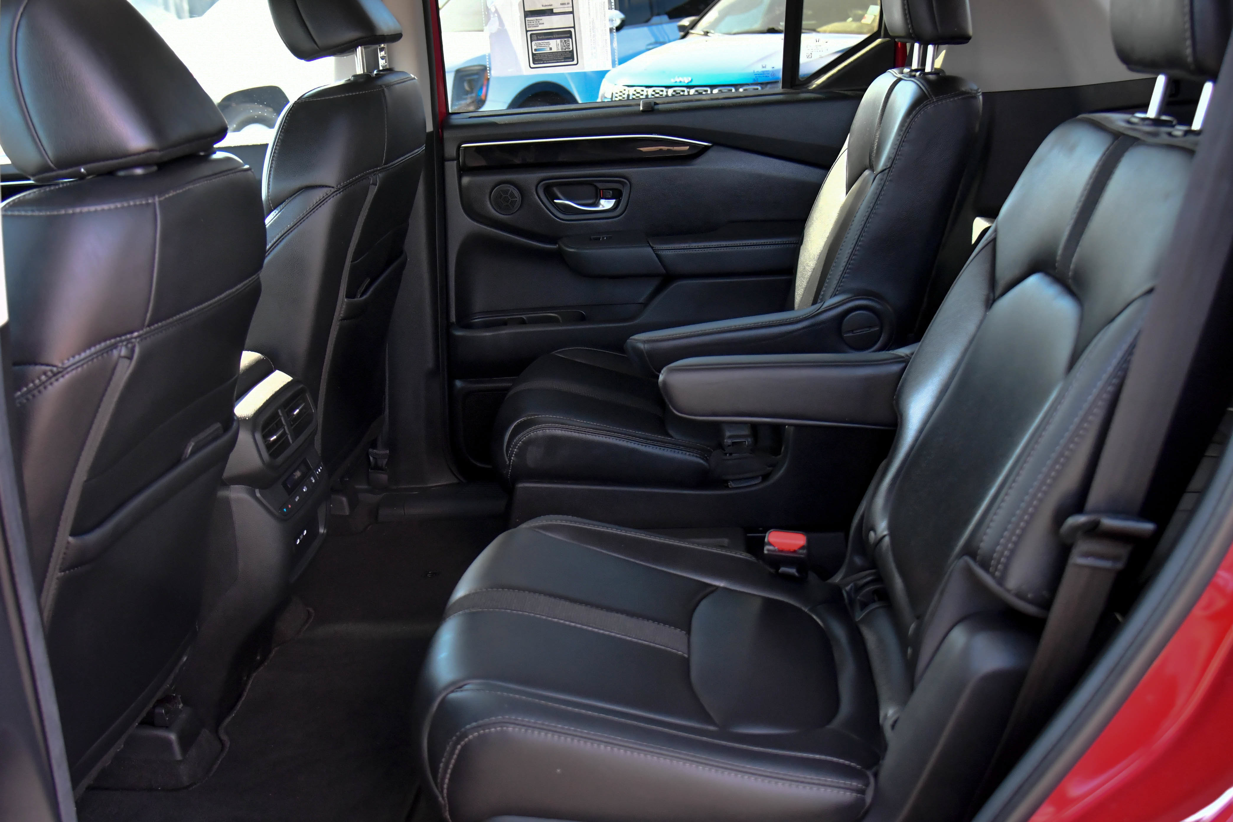 Used 2024 Honda Pilot EX-L image 39