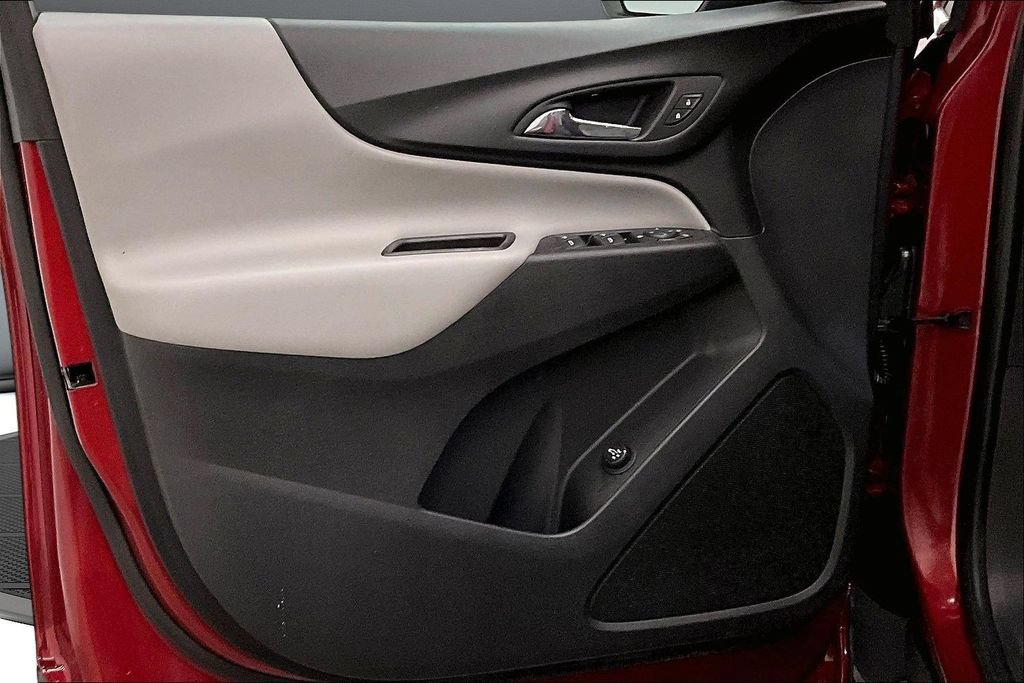 Used 2018 Chevrolet Equinox LT AWD/4WD image 20