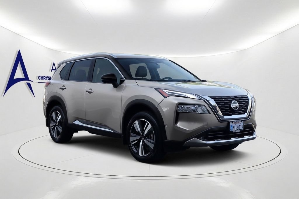Used 2021 Nissan Rogue Platinum AWD/4WD image 3