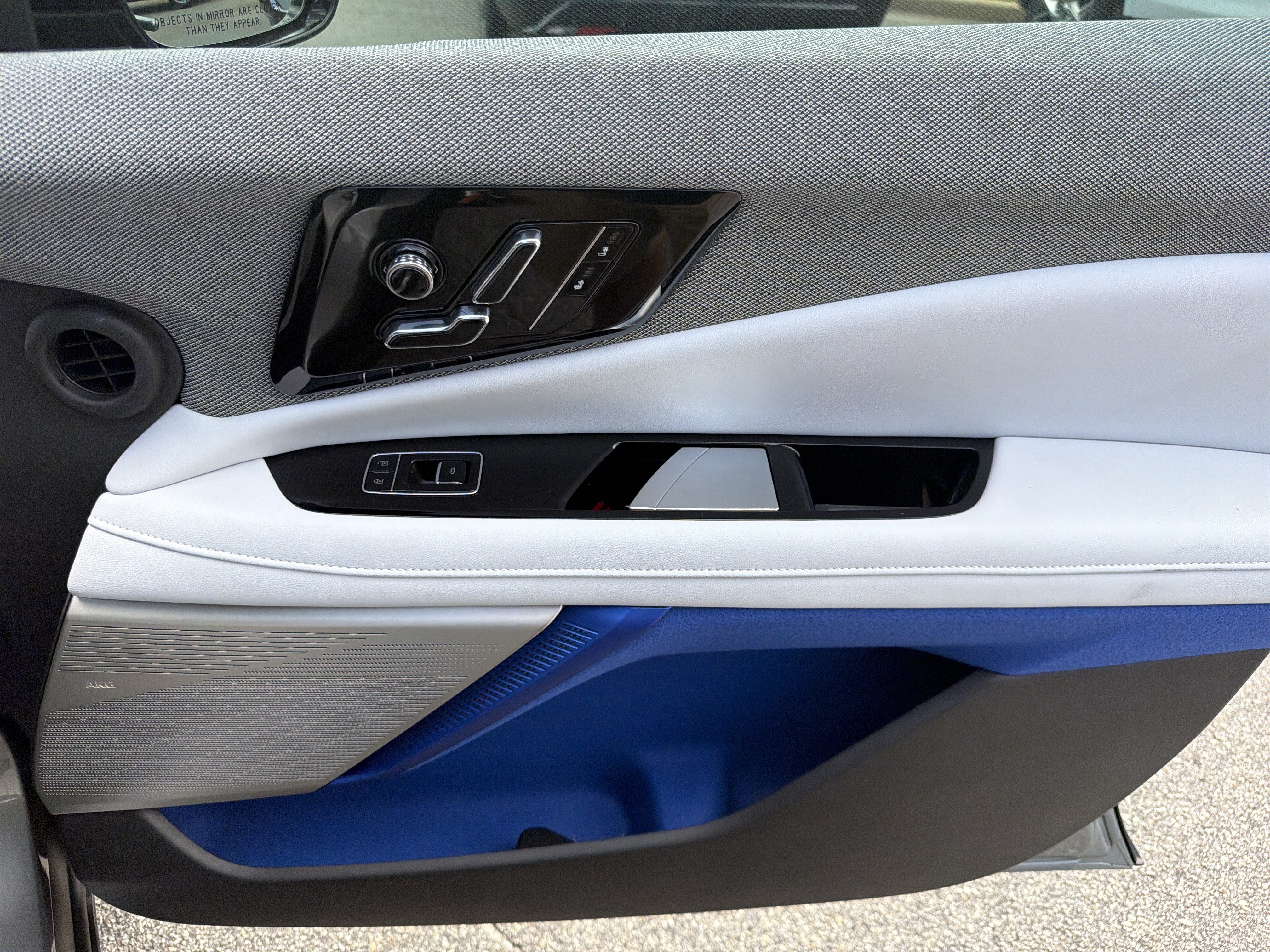 New 2027 Cadillac Optiq Luxury RWD image 15