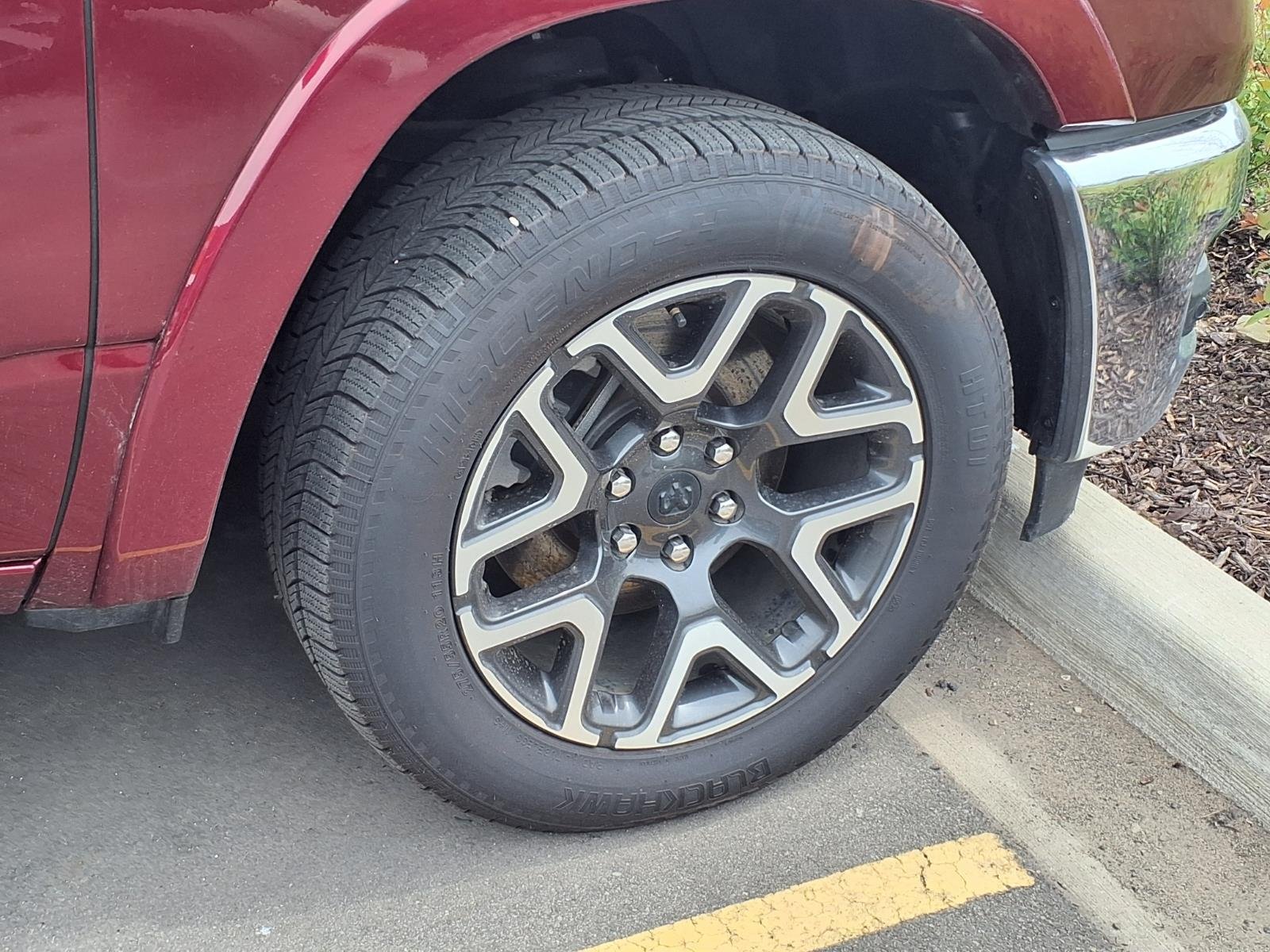 Used 2025 RAM 1500 Laramie AWD/4WD image 27