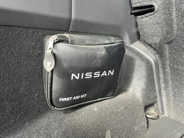 Used 2021 Nissan Rogue SV AWD/4WD image 16