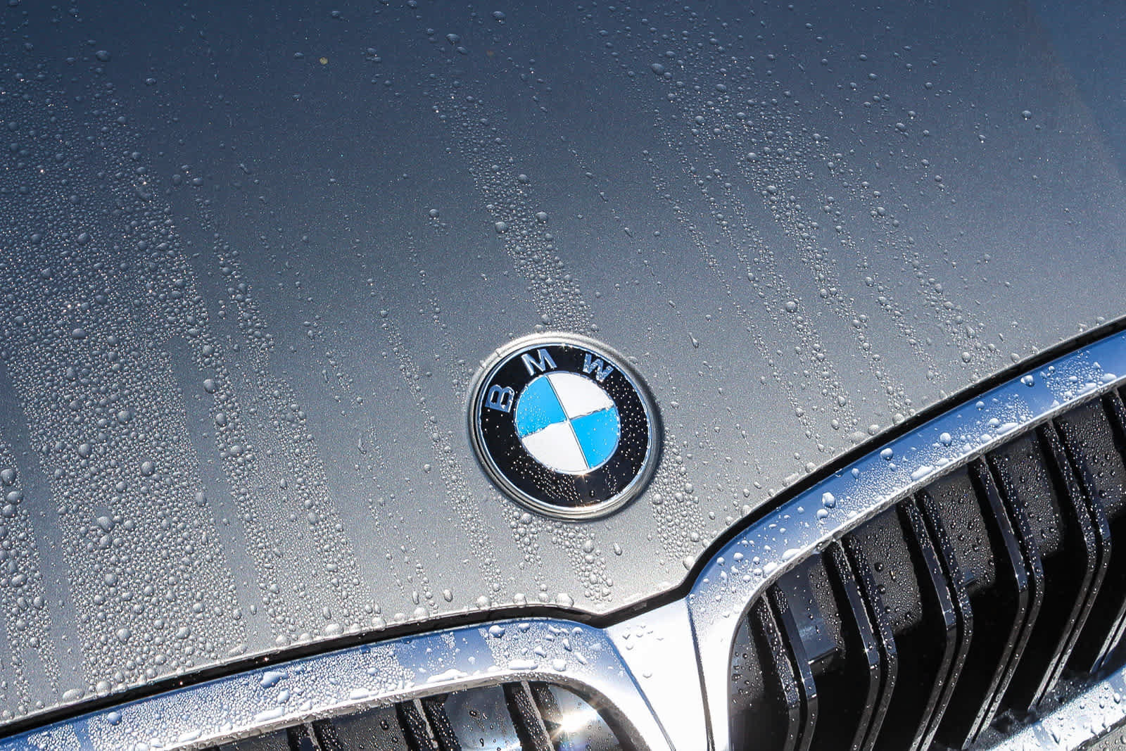 Used 2026 BMW 330i Sedan w/ Premium Package RWD image 11