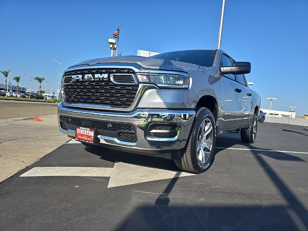 New 2026 RAM 1500 Tradesman AWD/4WD image 18