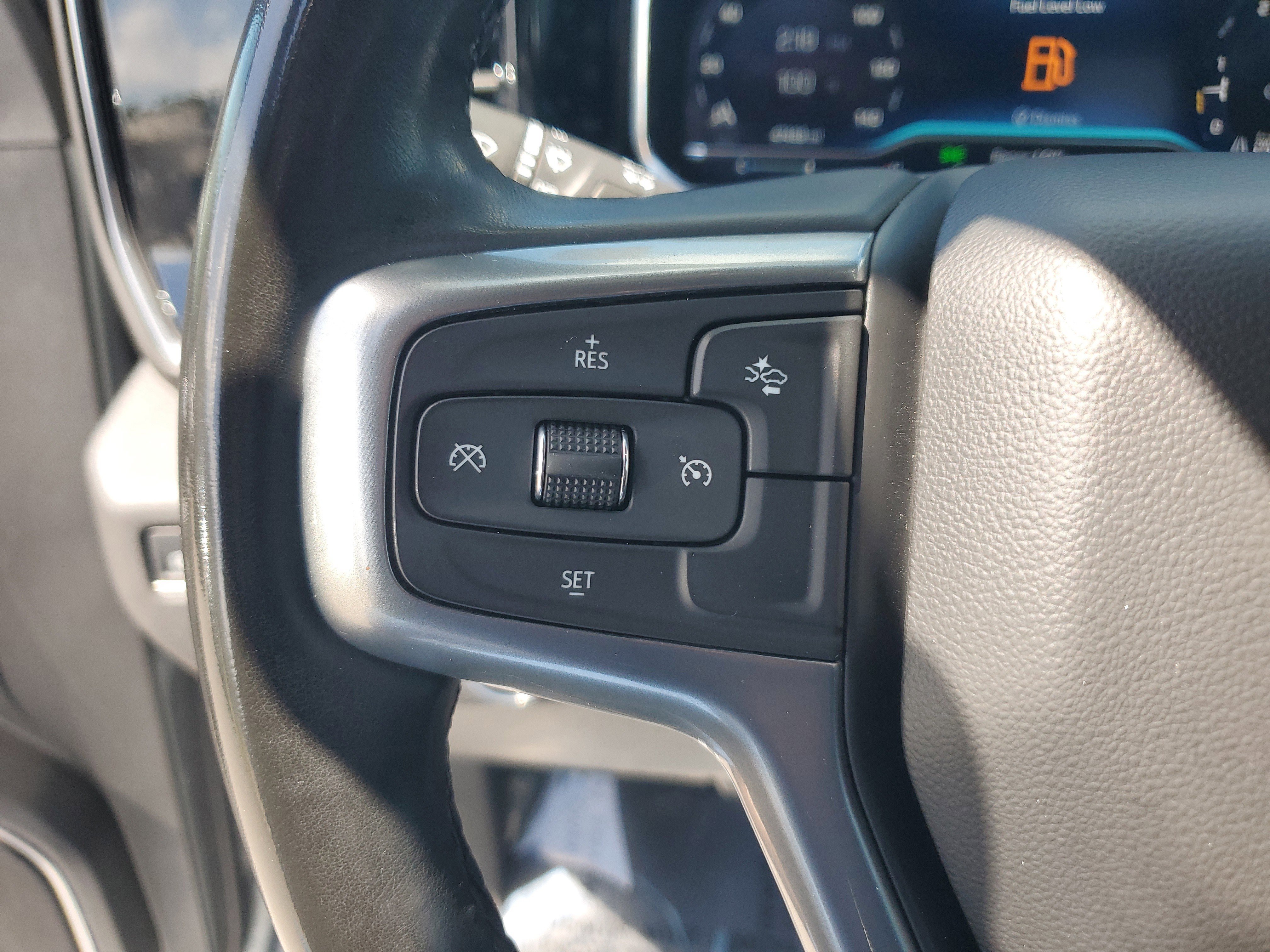 Used 2024 Chevrolet Silverado 2500 LT image 19