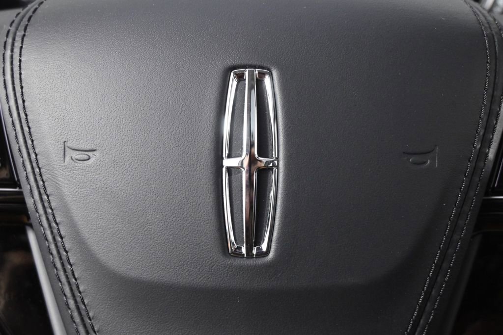 New 2026 Lincoln Aviator Reserve w/ Jet Appearance Package image 36