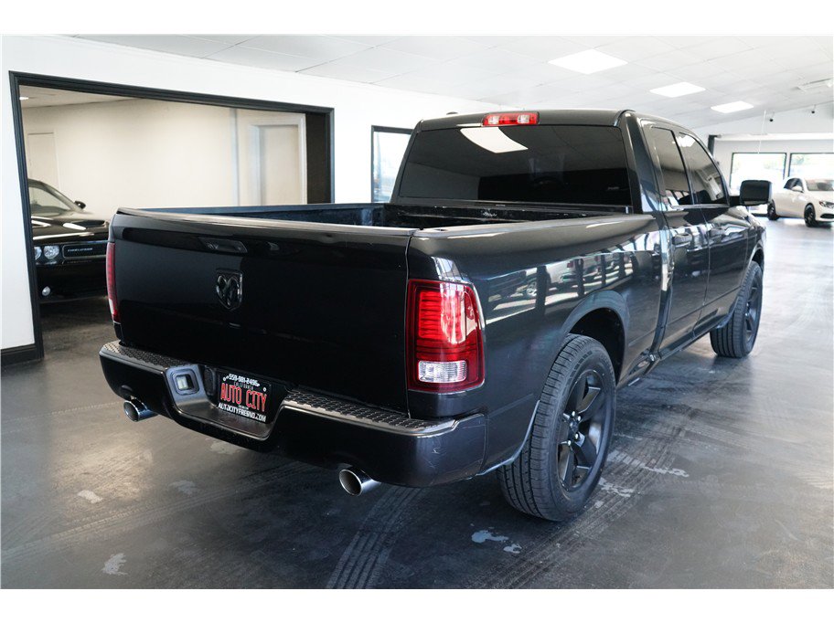Used 2015 RAM 1500 Express w/ Black Ram 1500 Express Group RWD image 7