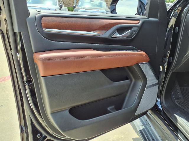 Used 2023 GMC Yukon Denali Ultimate AWD/4WD image 21