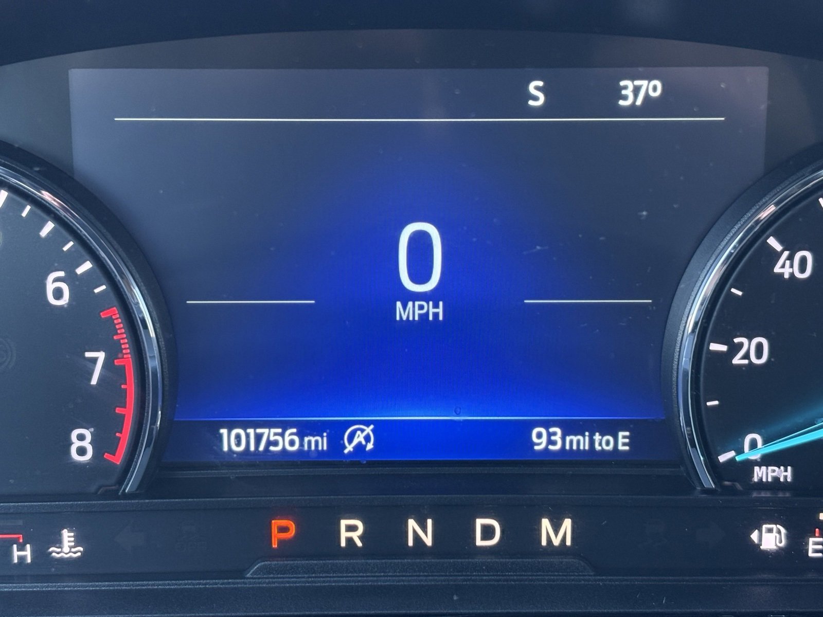 Used 2020 Ford Explorer XLT image 6