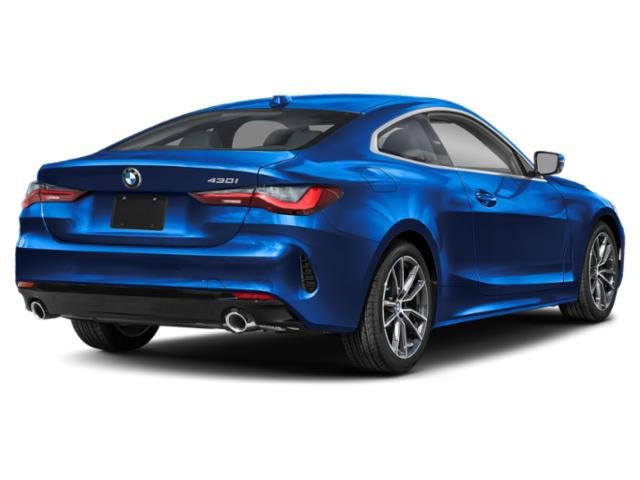 Used 2026 BMW 430i Coupe w/ M Sport Package RWD image 2