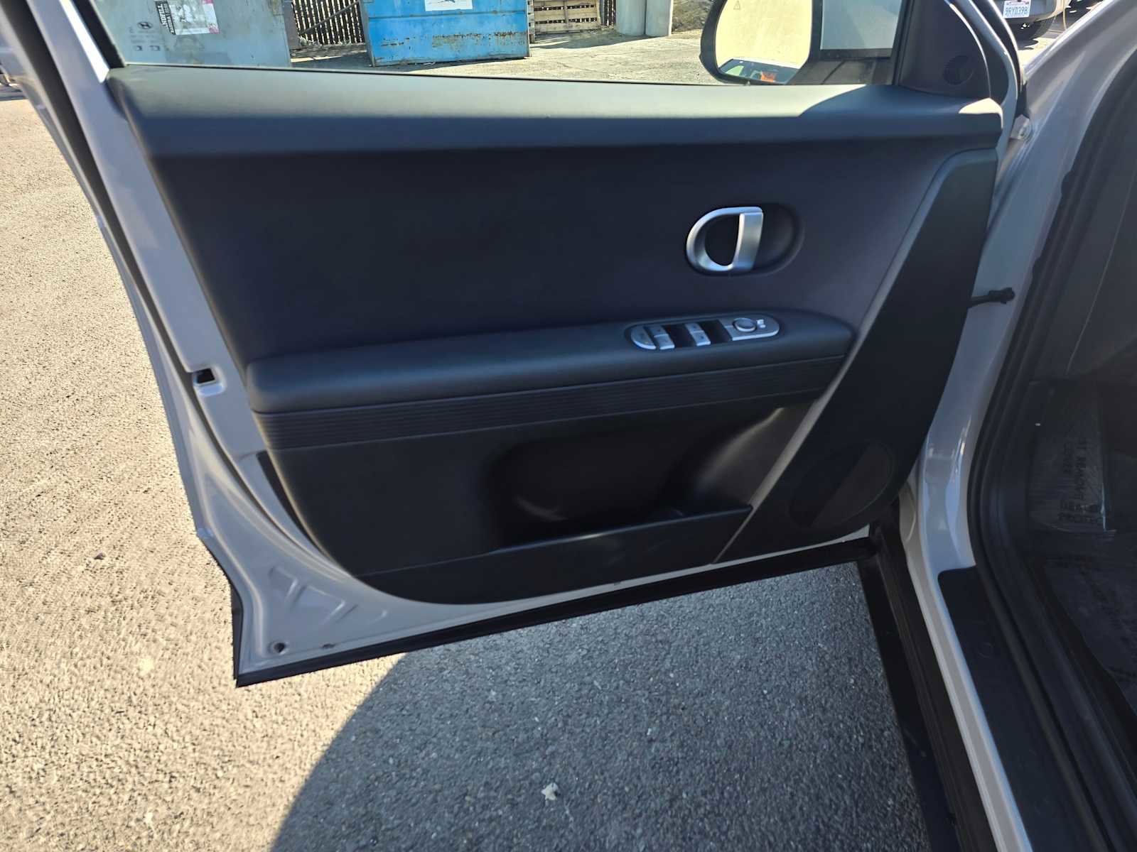 Used 2024 Hyundai Ioniq 5 SE image 22