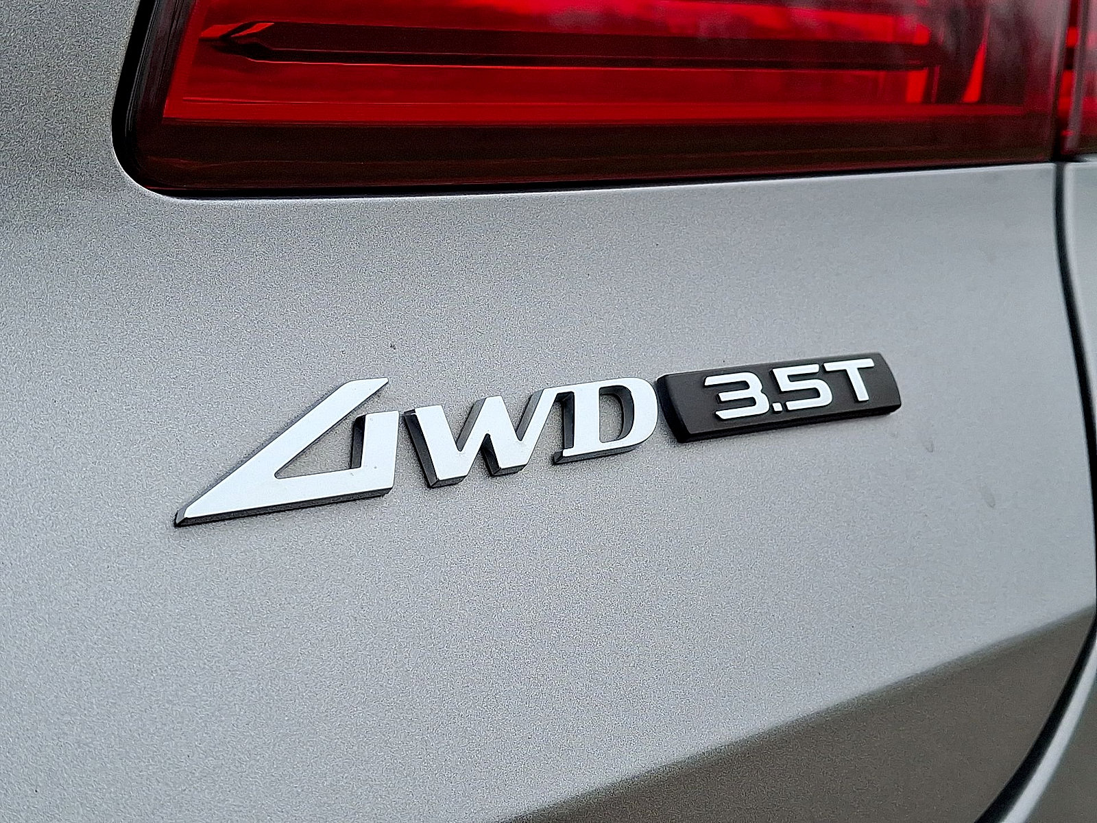 Used 2024 Genesis GV80 3.5T w/ Prestige Package AWD/4WD image 24