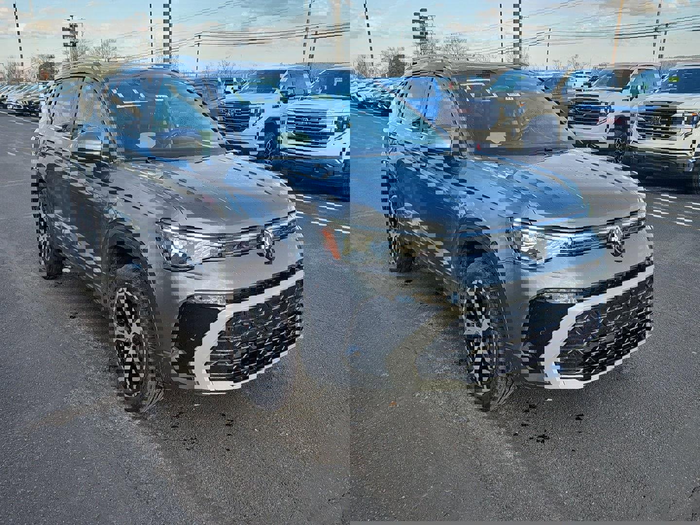 Used 2025 Volkswagen Taos SEL image 26