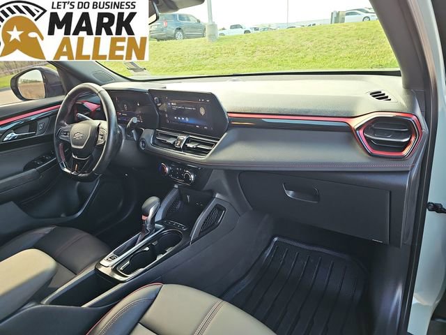 Used 2024 Chevrolet TrailBlazer RS w/ Driver Confidence Package image 28