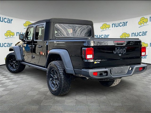 Used 2023 Jeep Gladiator Sport image 2