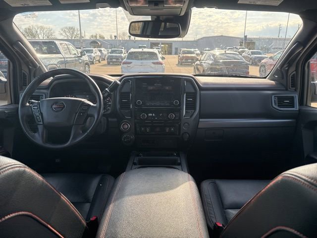 Used 2021 Nissan Titan PRO-4X w/ Pro-4x Convenience Package image 21