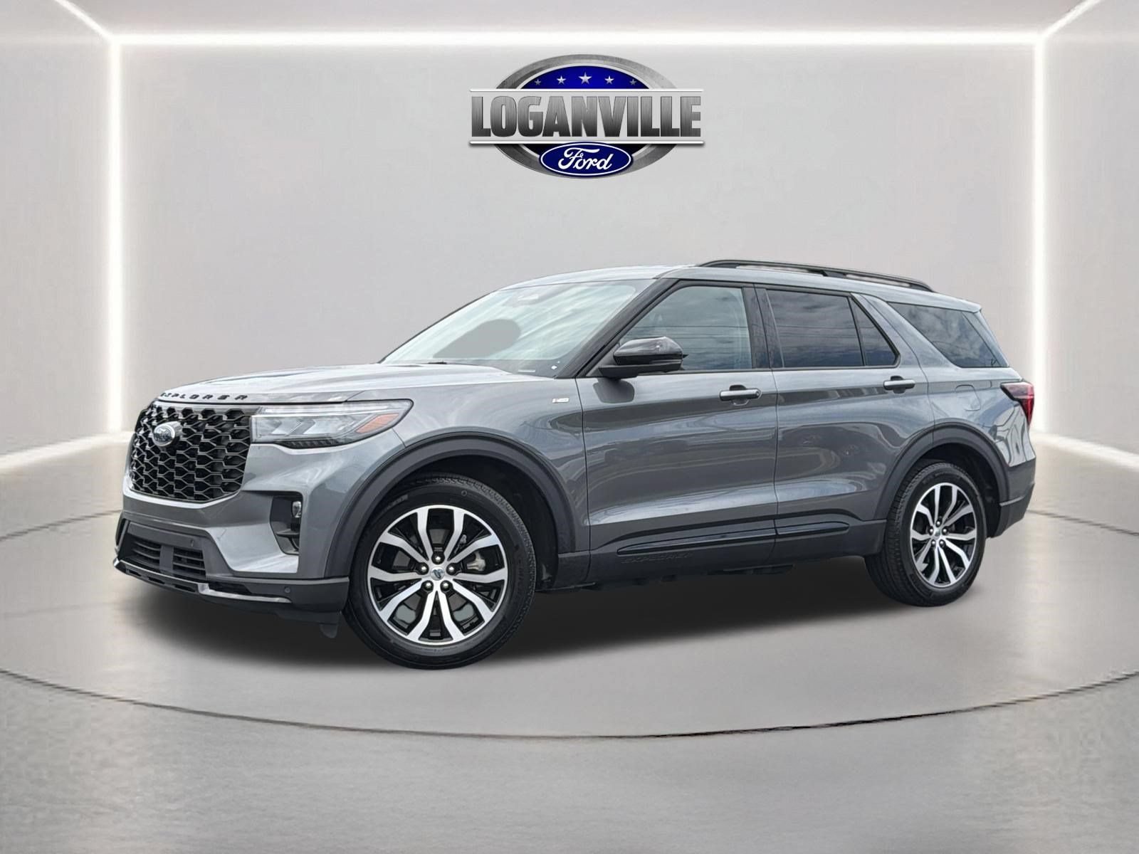 Certified 2025 Ford Explorer ST-Line RWD image 1