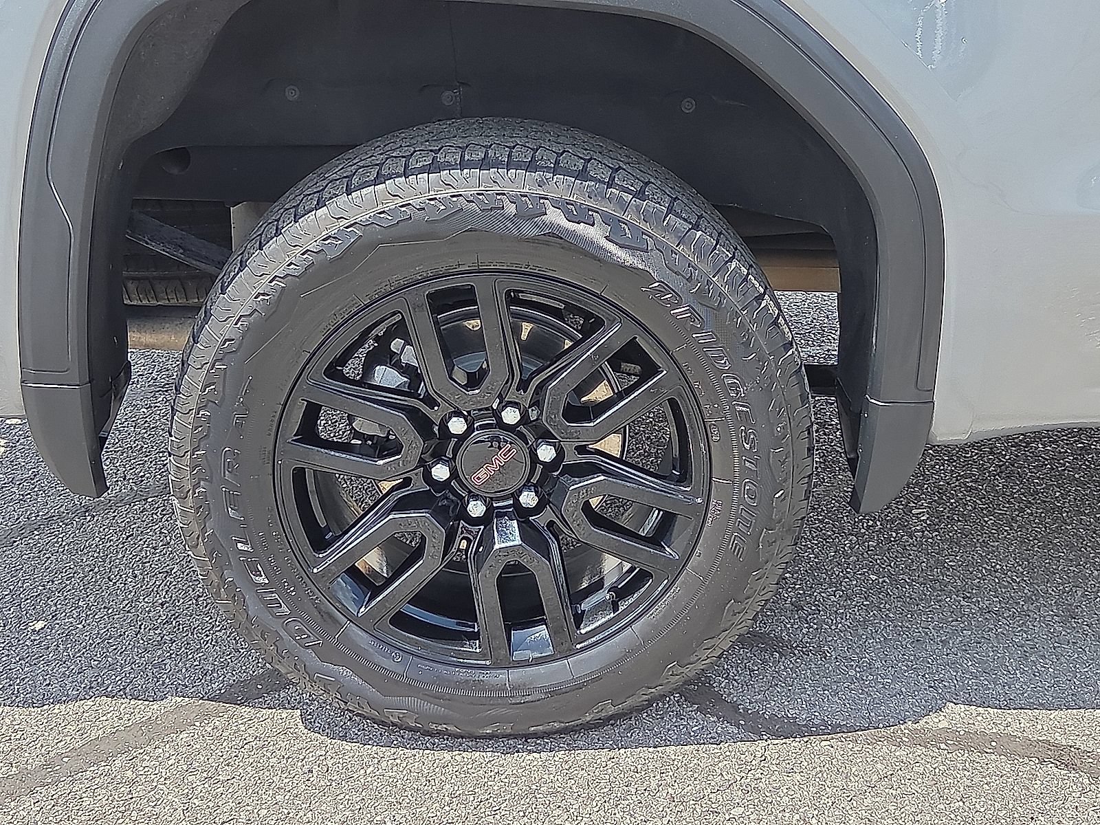 Used 2024 GMC Sierra 1500 Elevation w/ Elevation Premium Package AWD/4WD image 17