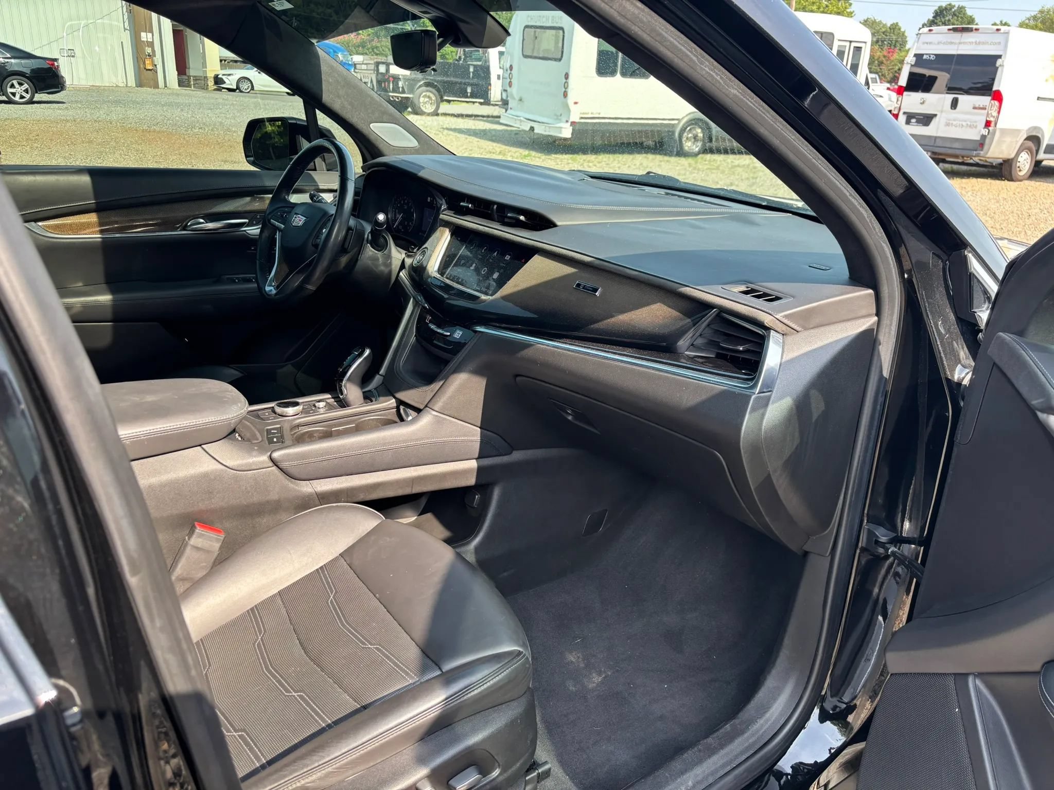 Used 2020 Cadillac XT6 Premium Luxury w/ Platinum Package FWD image 21