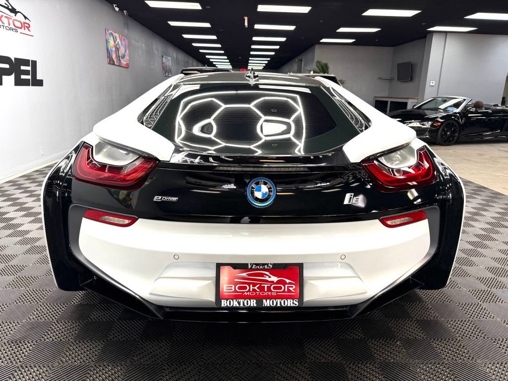 Used 2015 BMW i8 AWD/4WD image 12