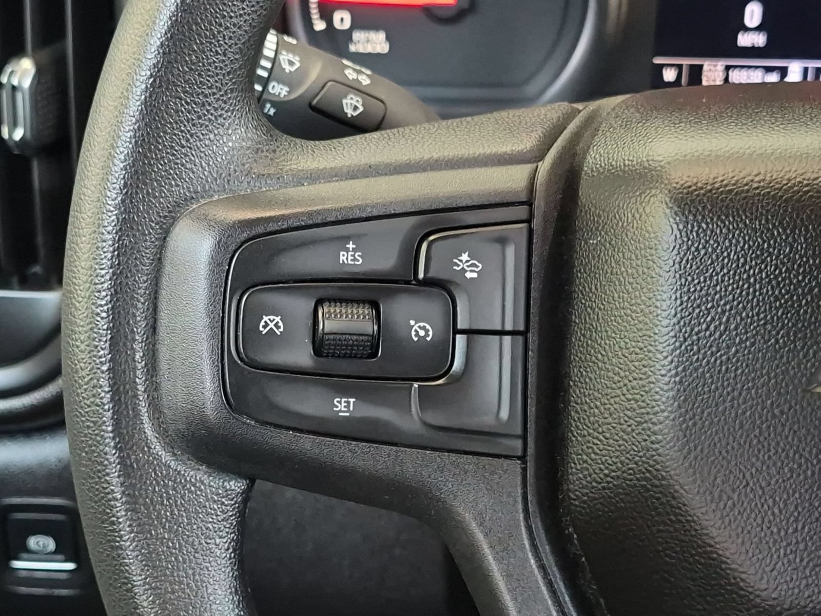 Used 2025 Chevrolet Silverado 2500 Custom AWD/4WD image 15