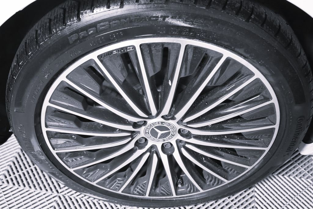 Certified 2025 Mercedes-Benz CLE 450 4MATIC Cabriolet image 11