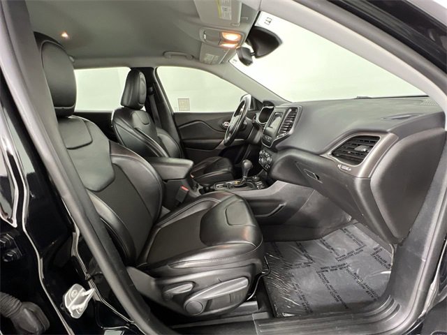 Used 2021 Jeep Cherokee Latitude Plus w/ Security Package image 27