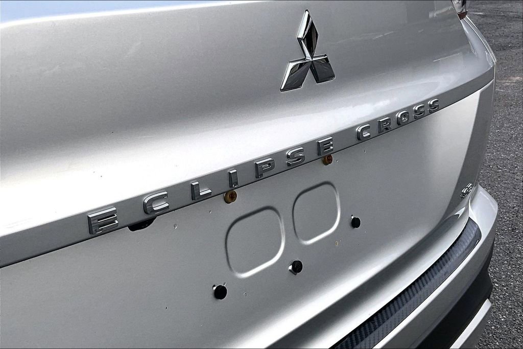 Used 2022 Mitsubishi Eclipse Cross SE image 8