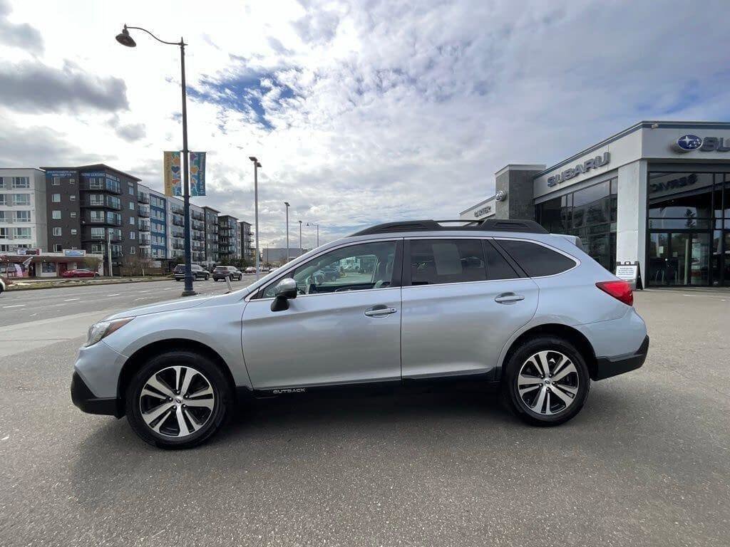 Used 2018 Subaru Outback 2.5i Limited image 5