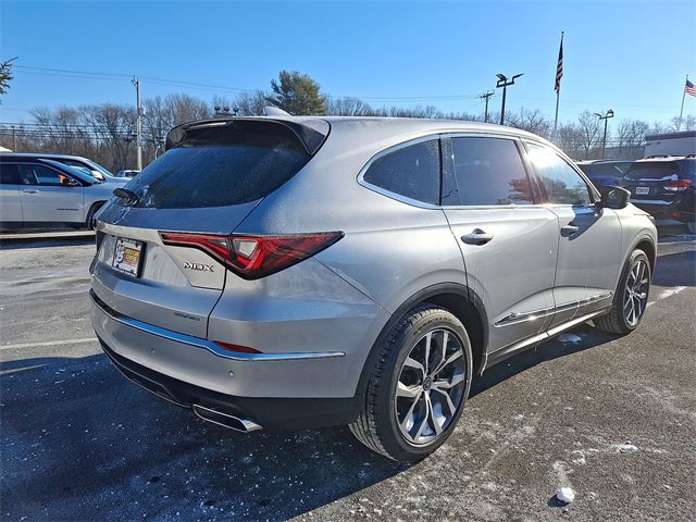 Used 2023 Acura MDX SH-AWD w/ Technology Package image 12