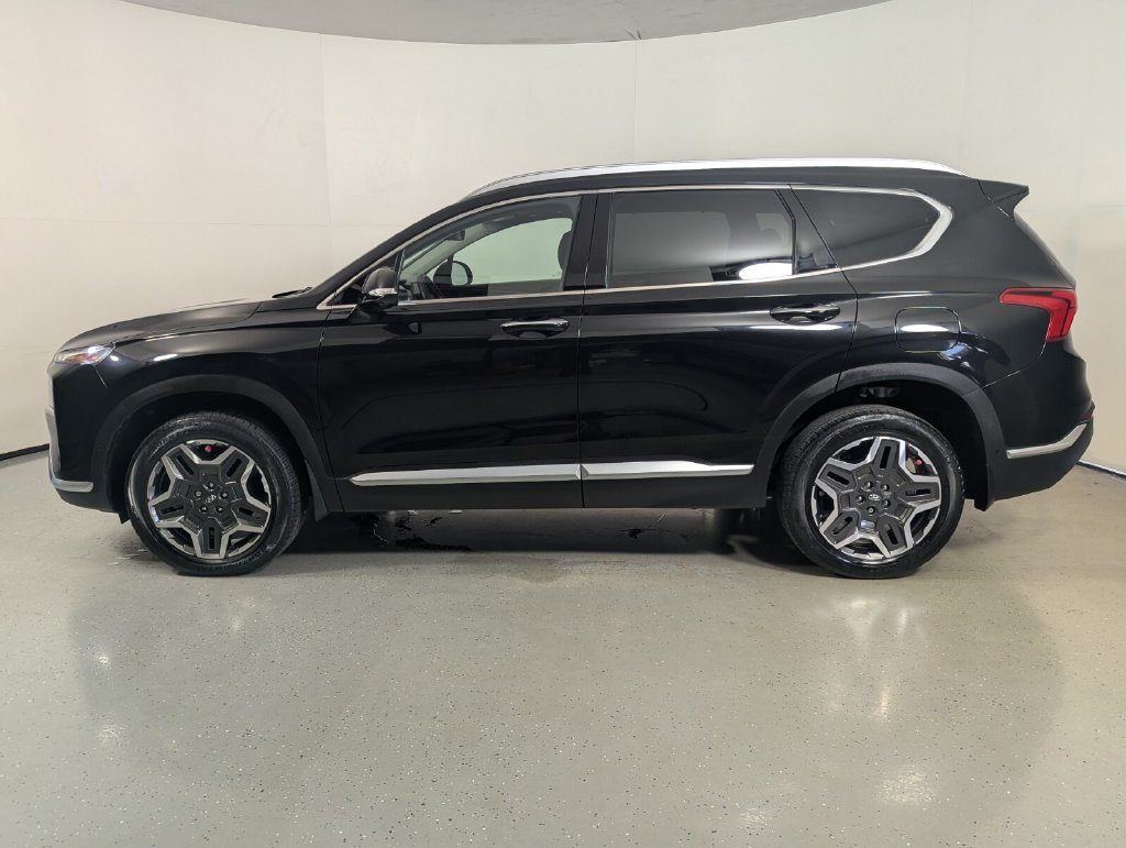 Certified 2023 Hyundai Santa Fe Limited AWD/4WD image 4