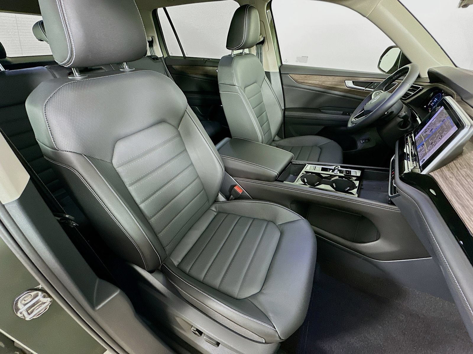 New 2026 Volkswagen Atlas SEL AWD/4WD image 45