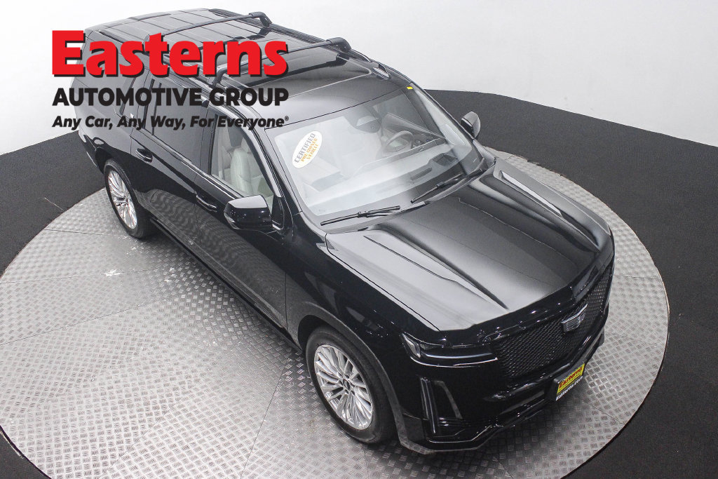 Used 2024 Cadillac Escalade ESV Sport Platinum w/ LPO, ONYX Package AWD/4WD image 4