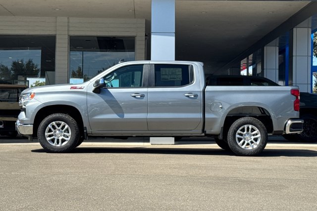 New 2026 Chevrolet Silverado 1500 LT w/ Z71 Off-Road Package AWD/4WD image 12