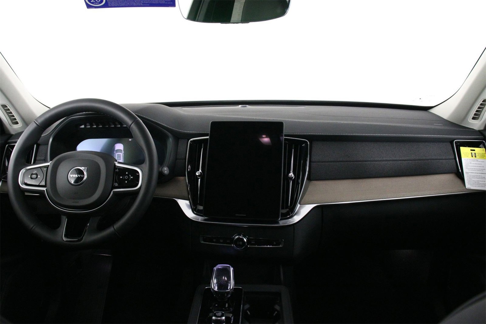 New 2026 Volvo XC90 B5 Plus image 5