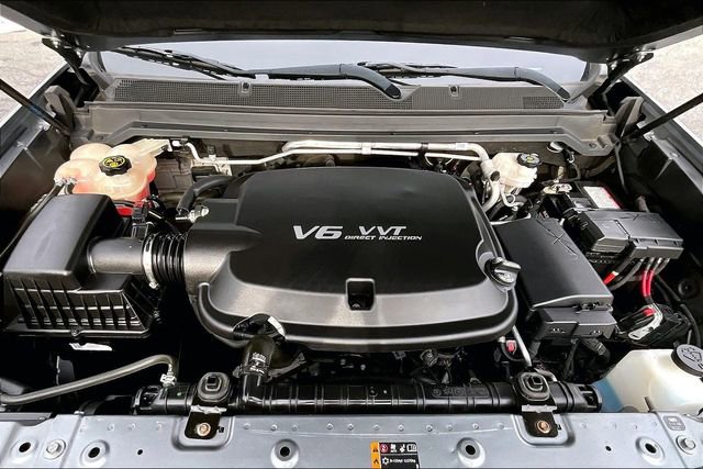 Used 2019 Chevrolet Colorado LT w/ LT Convenience Package image 9