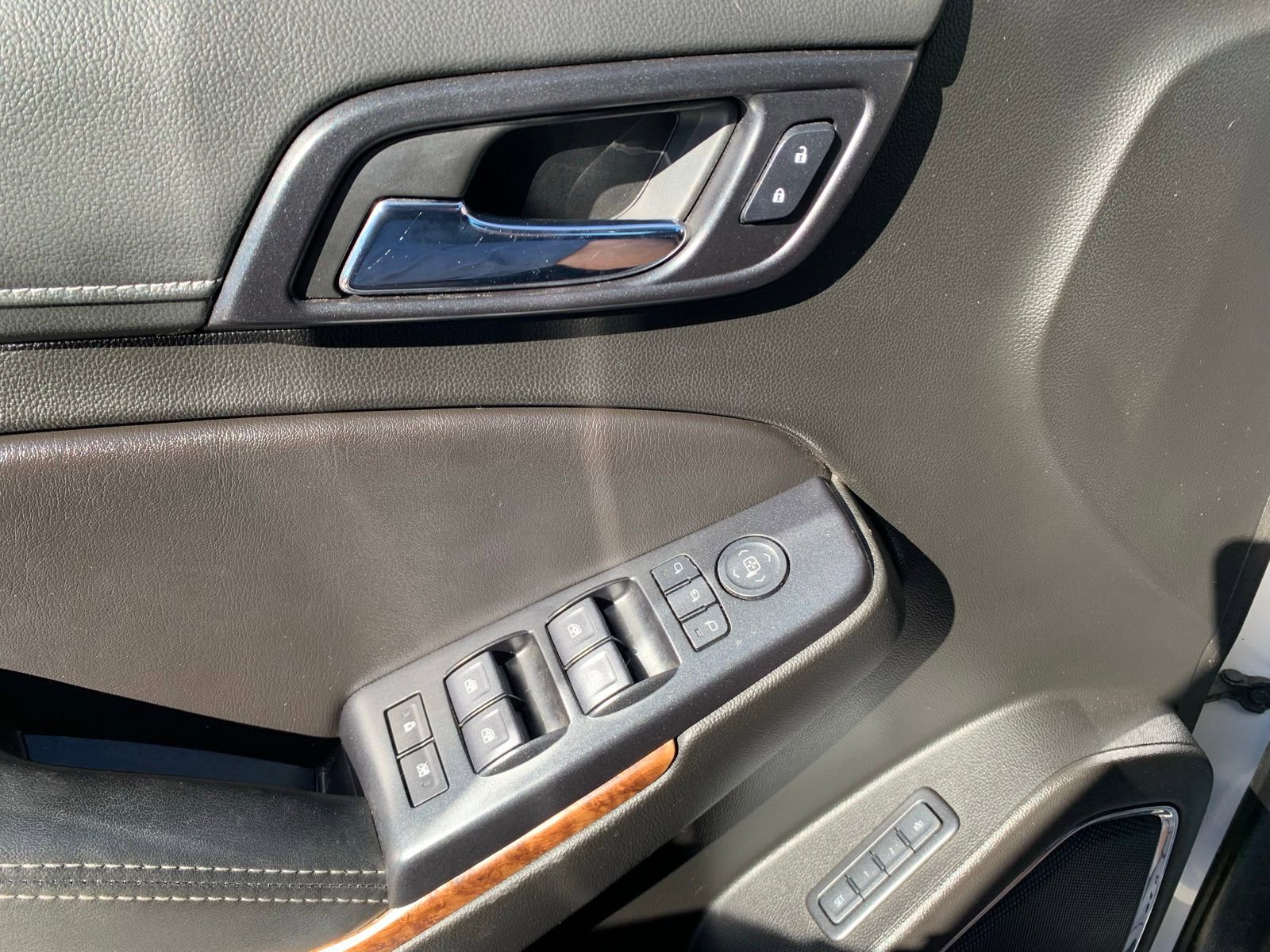 Used 2019 Chevrolet Tahoe Premier w/ Premier Plus Edition image 13