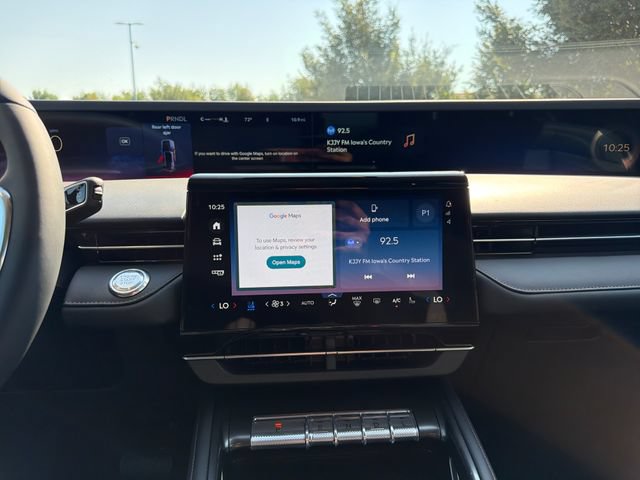 New 2026 Lincoln Nautilus Reserve AWD/4WD image 17