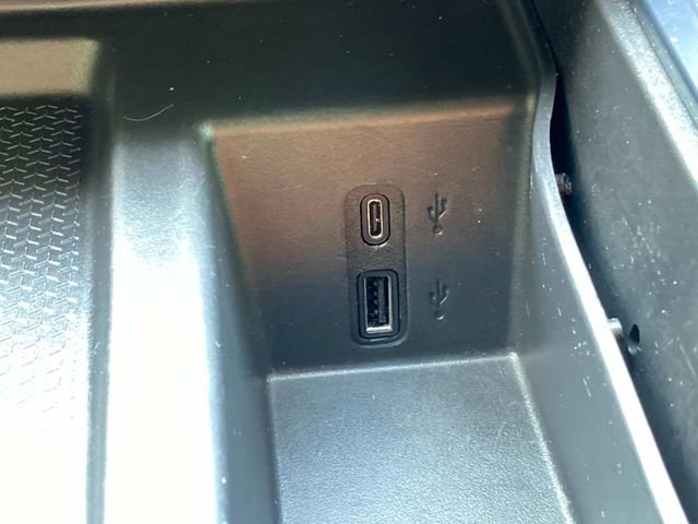 Used 2025 GMC Acadia AT4 AWD/4WD image 25