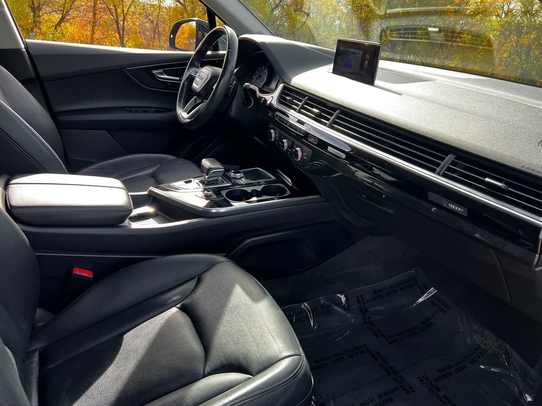 Used 2018 Audi Q7 3.0T Premium Plus w/ Premium Plus Package image 19