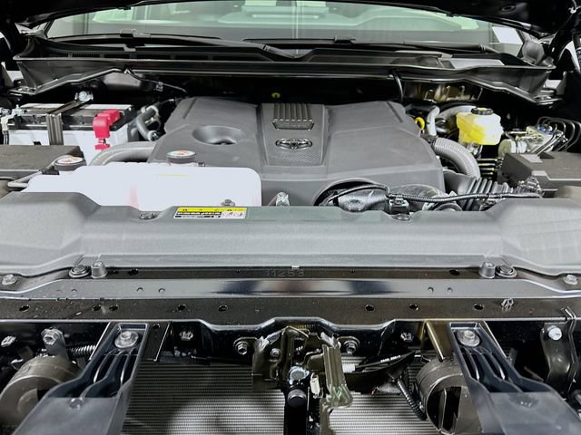 New 2025 Toyota Tundra Platinum image 18