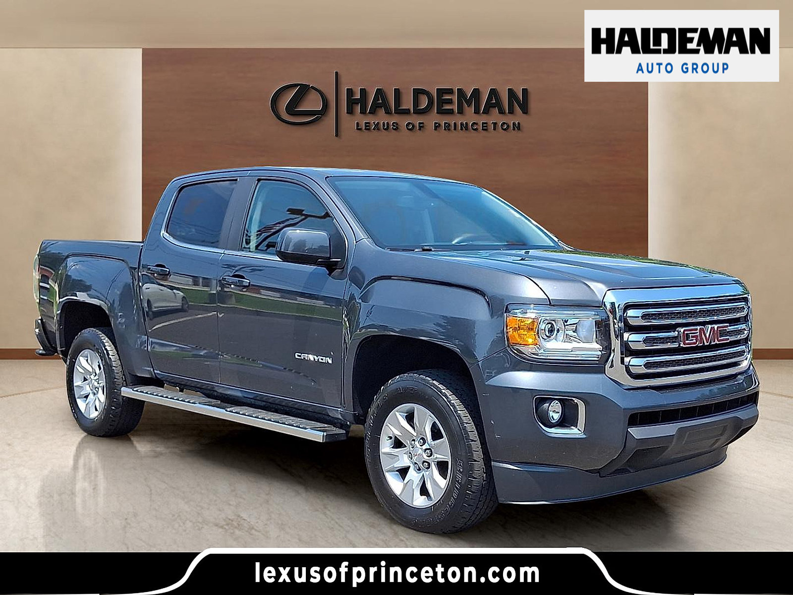 Used 2016 GMC Canyon SLE w/ SLE Convenience Package RWD image 1