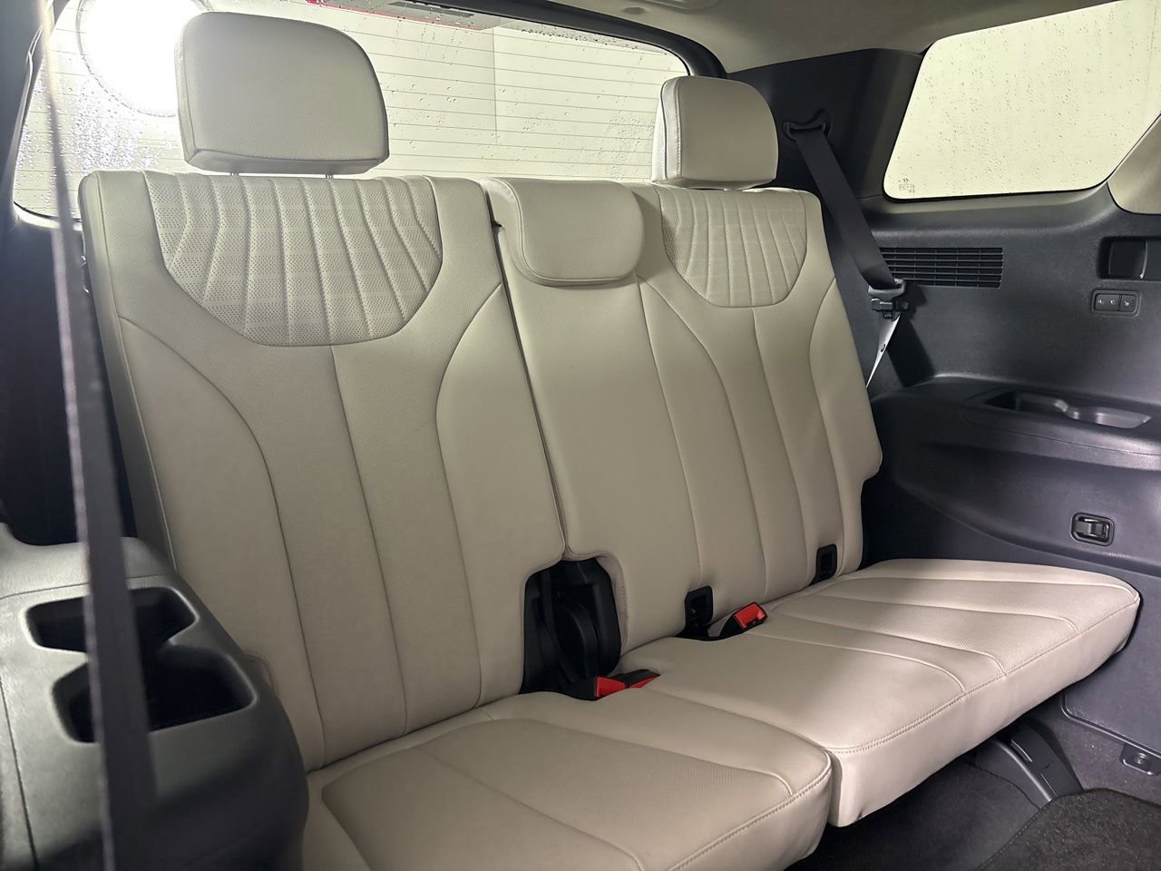 Used 2024 Hyundai Palisade Limited image 28