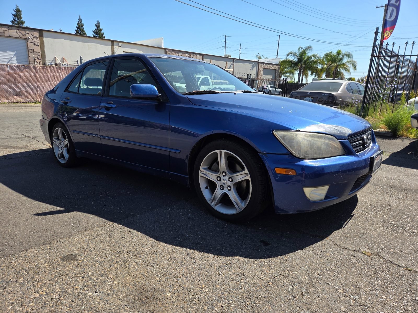 Used 2003 Lexus IS 300 RWD image 4
