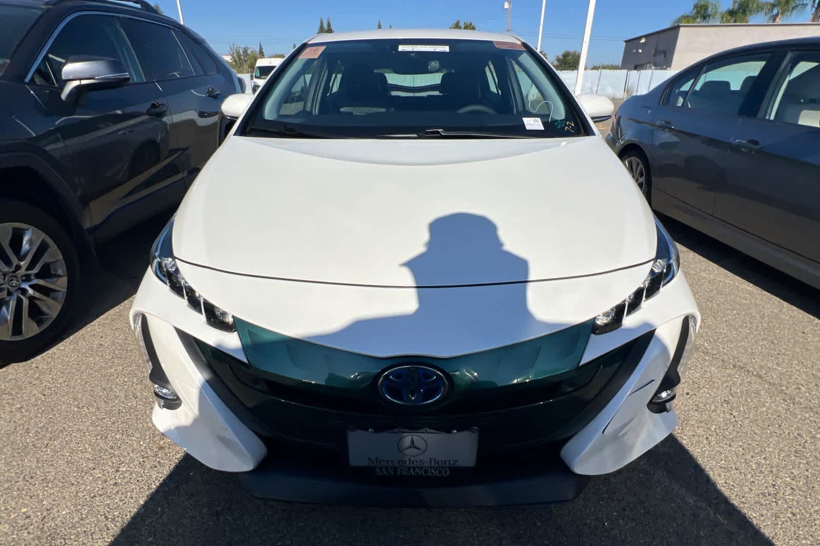 Used 2017 Toyota Prius Prime Advanced FWD image 2