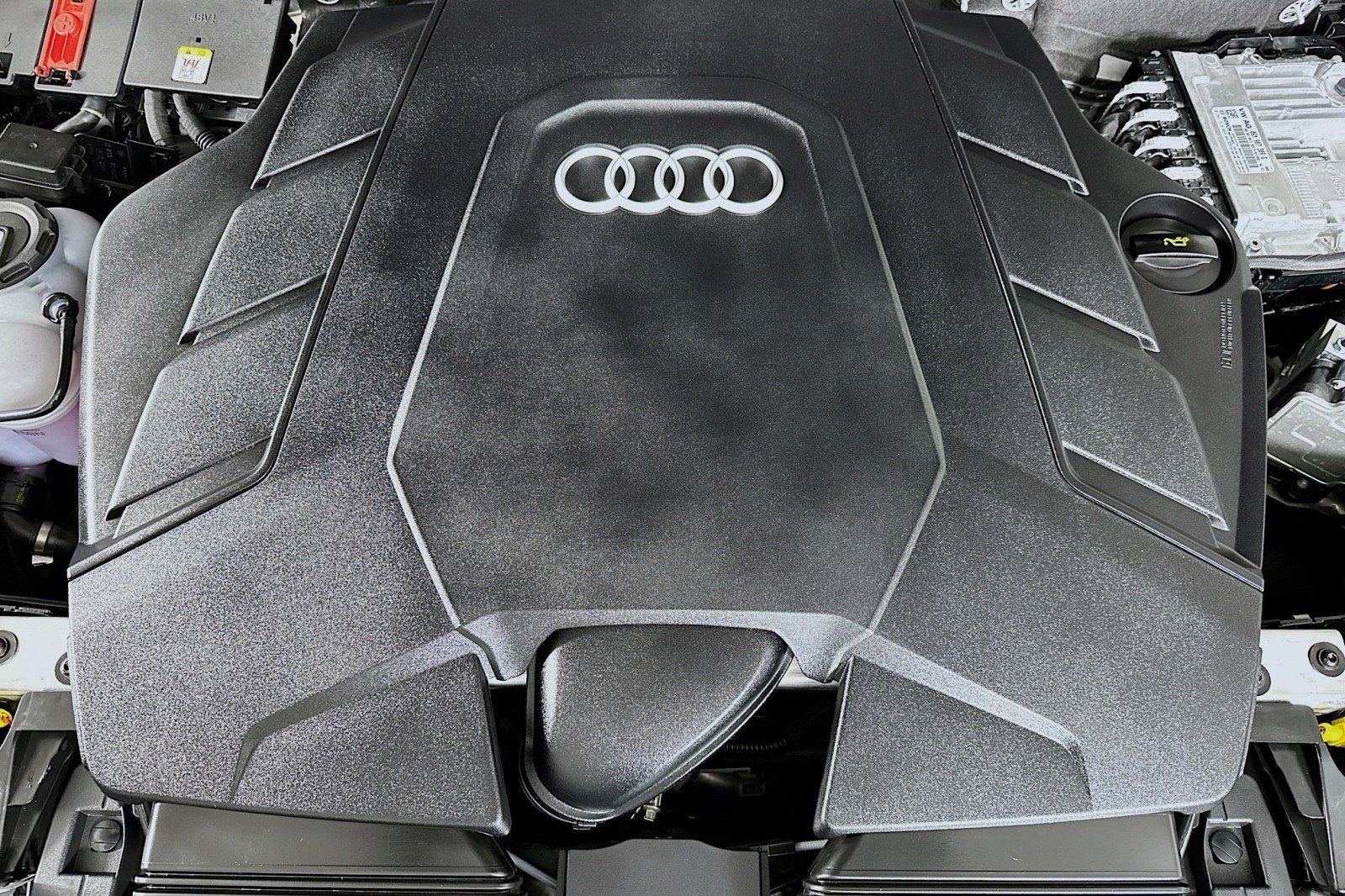 Used 2026 Audi Q8 Premium Plus AWD/4WD image 13
