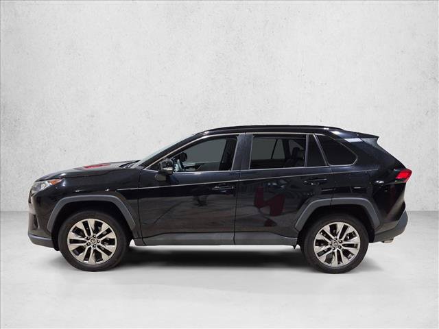 Used 2021 Toyota RAV4 XLE Premium FWD image 8