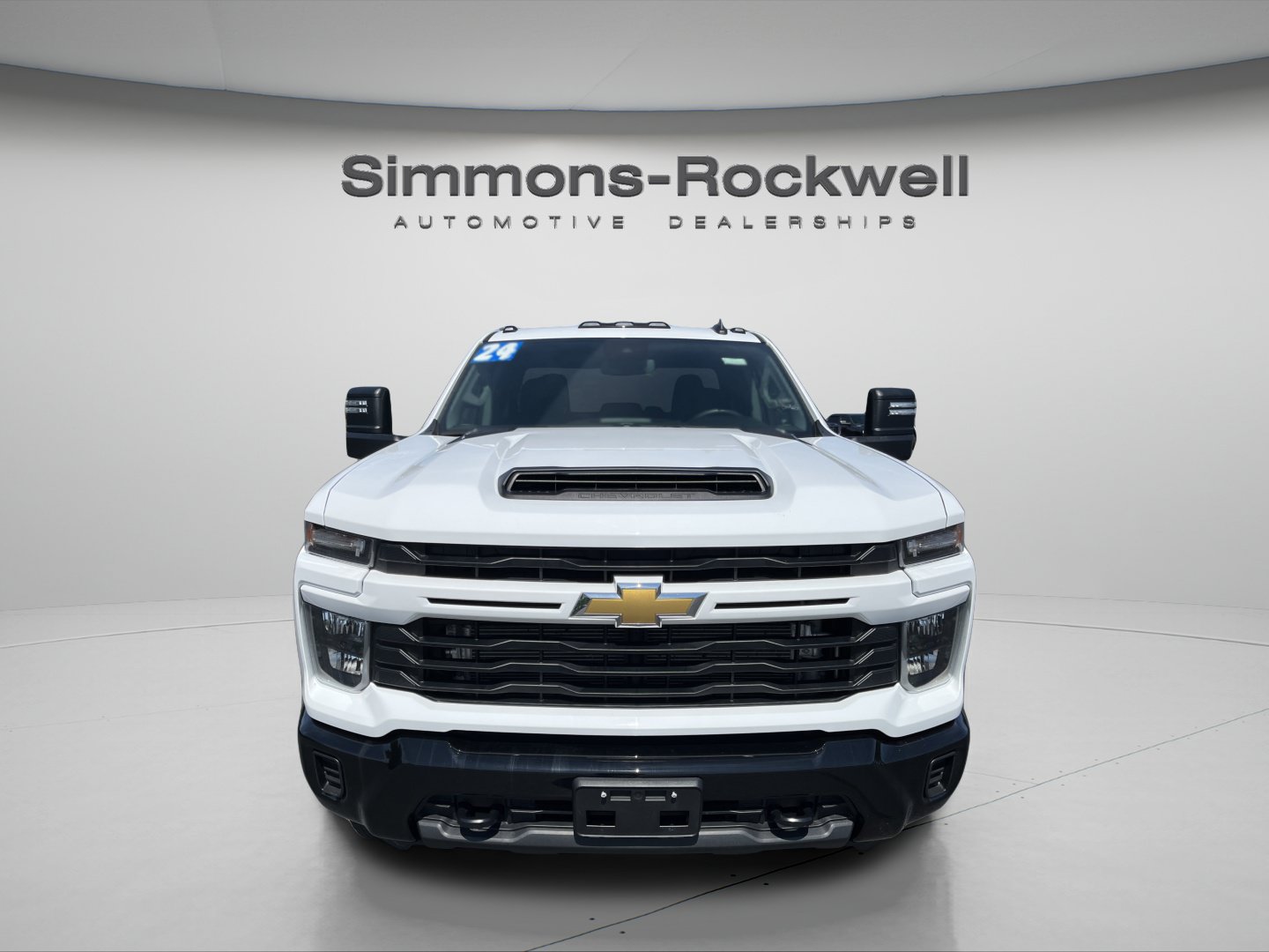 Used 2024 Chevrolet Silverado 2500 Custom w/ Custom Value Package AWD/4WD image 8