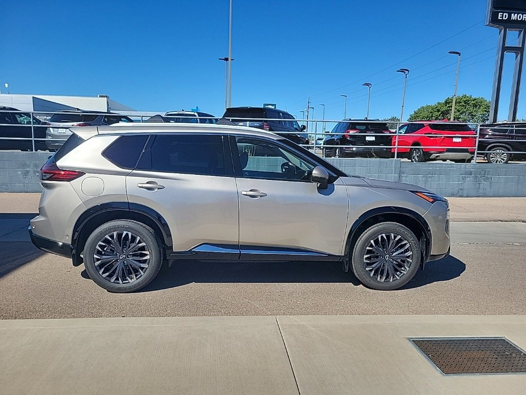 New 2026 Nissan Rogue SV image 8